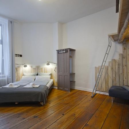 Courtyard Apartment  Berlin Extérieur photo